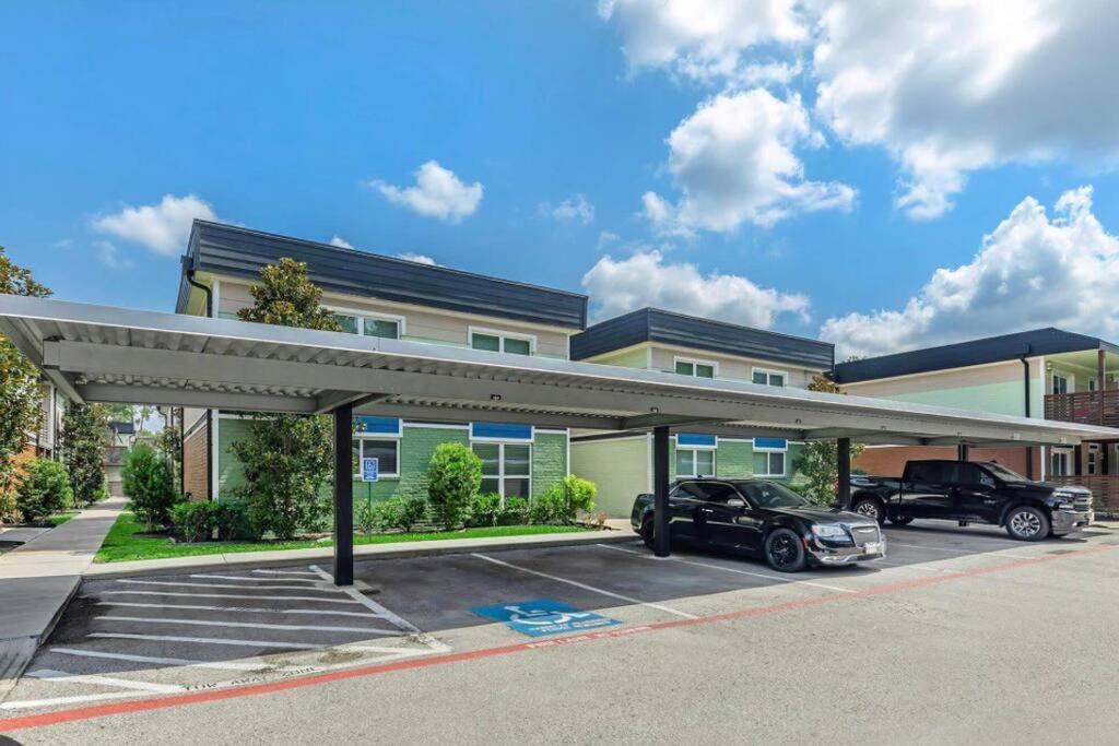 Lovely 2 Bedroom/2 Bath Houston, Heights/Galleria Екстериор снимка