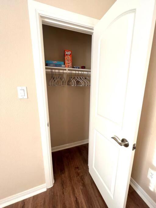 Lovely 2 Bedroom/2 Bath Houston, Heights/Galleria Екстериор снимка